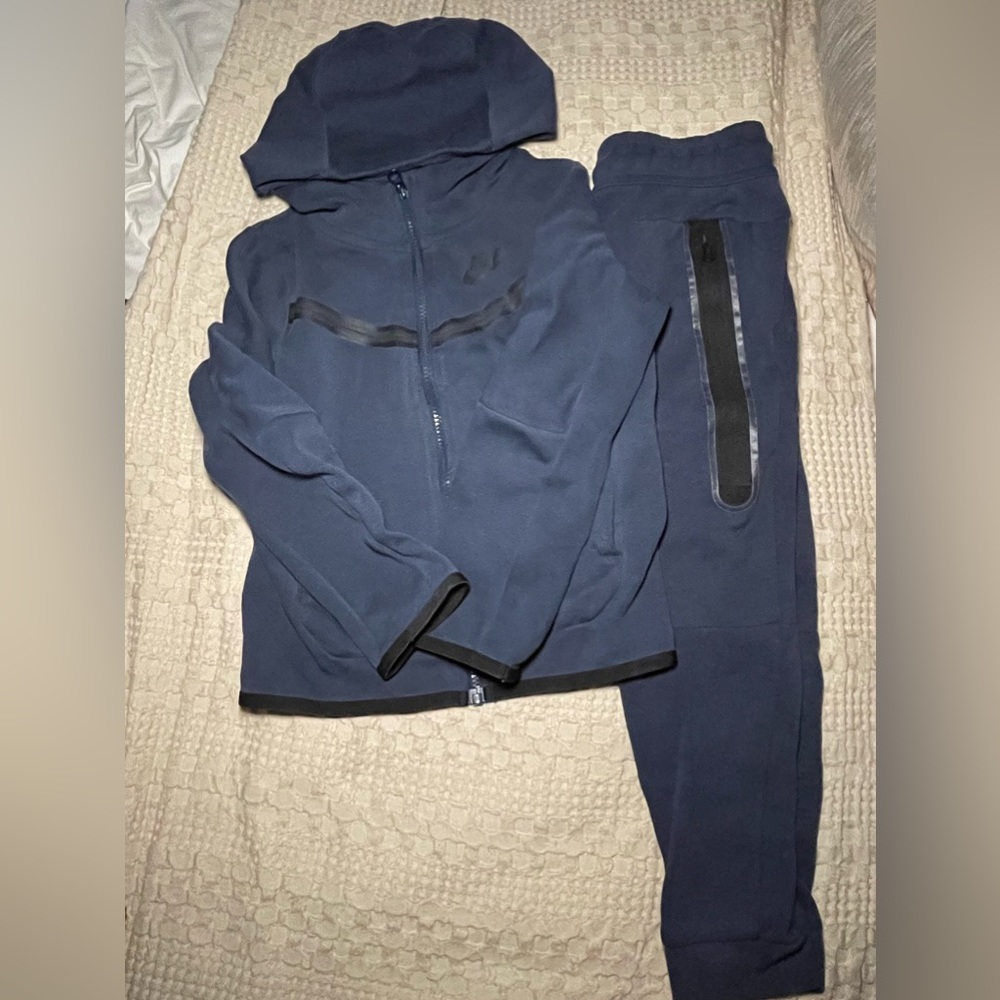 Navy Blue Nike Tech size XS hoodie and pants
